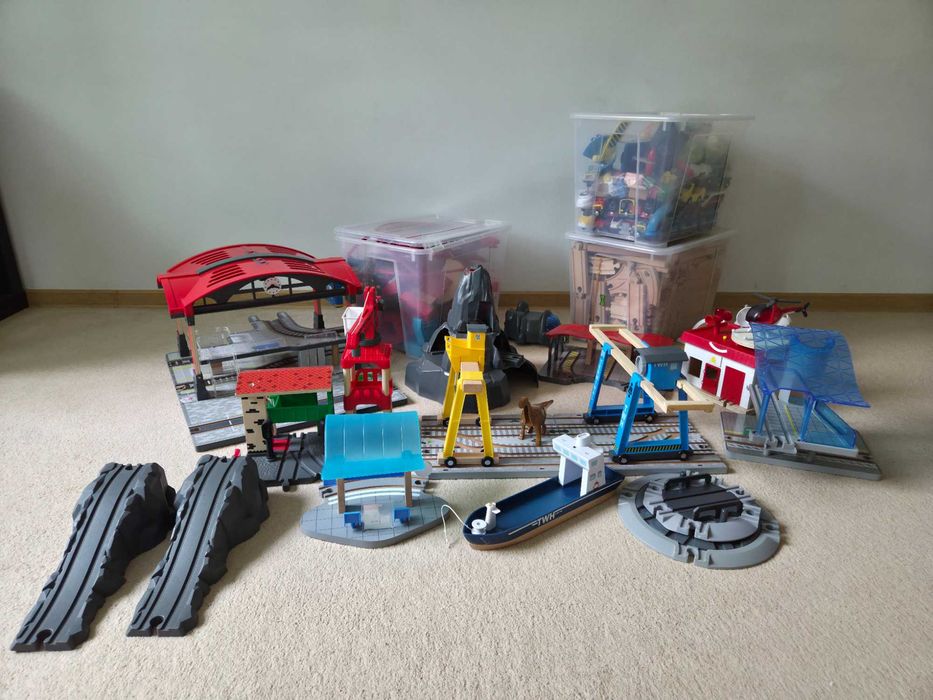 Set mare trenulete Lidl Playtive si IKEA, gari, 2 trenuri RC, locomotiva interactiva, 287 sine