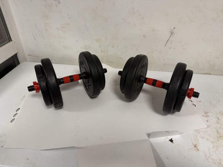 Set gantere reglabile noi 8 kg+8 kg=16 kg. Germany pret promo 100 lei