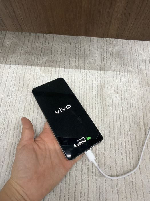 Vivo V40lite 8/256гб