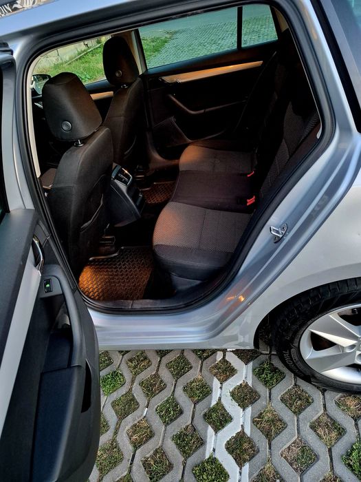 SKODA Octavia 2014 — imagine 5