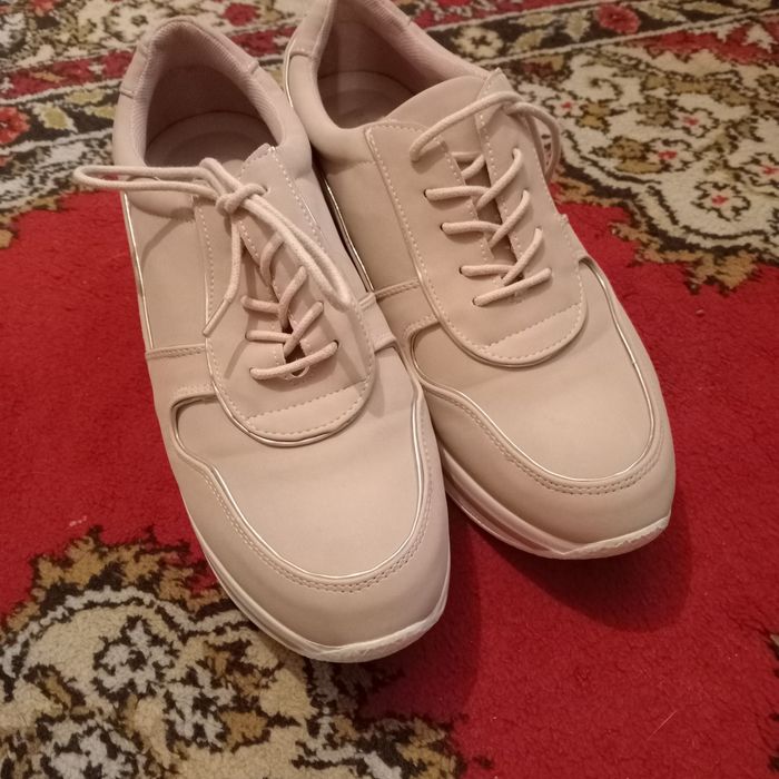 Красотки женские