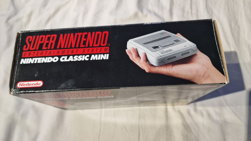 Consolă Super Nintendo (SNES) Classic Mini - Originală Nintendo - Ca Nouă
