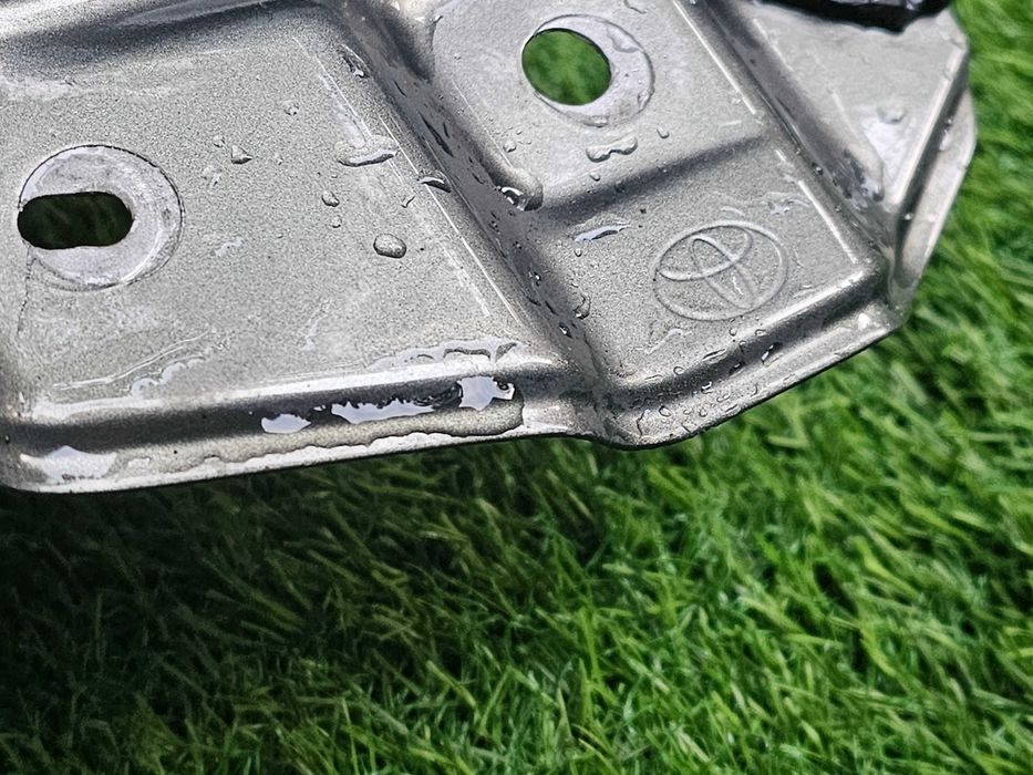 Капот и 2крыла Highlander 2009