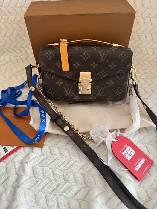 Дамска чанта нова