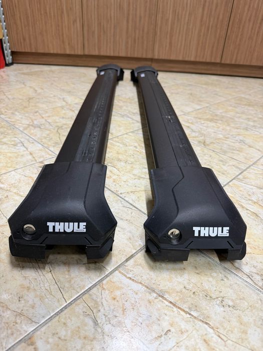 Багажник на крышу Thule Edge (дуги + опоры)