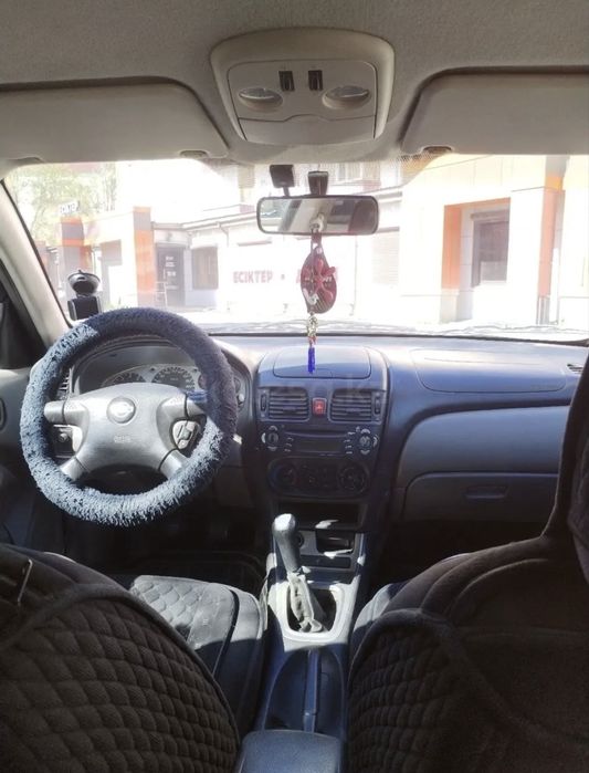 Nissan Almera 2001 года