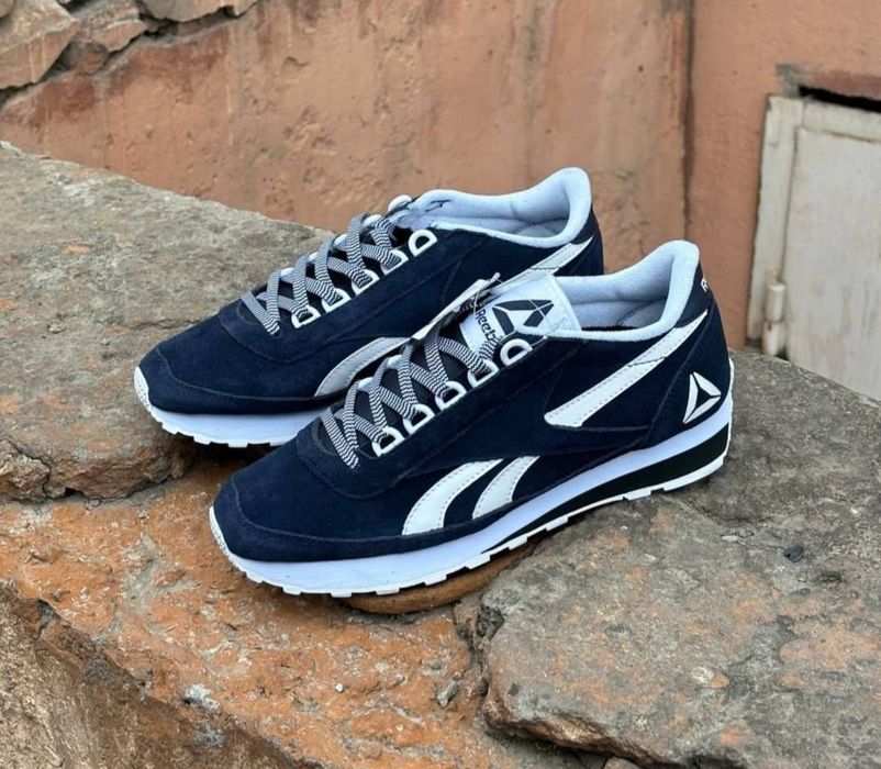 Reebok Classic Fashion