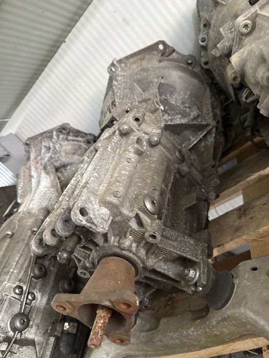 Cutie 318d getrag manuala 6 trepte bmw e90 143 cai