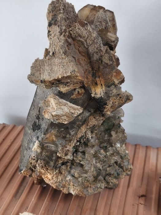 Geodă colecție cu multe cristale