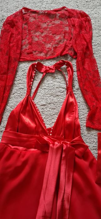 Rochita potrivita mărimea S