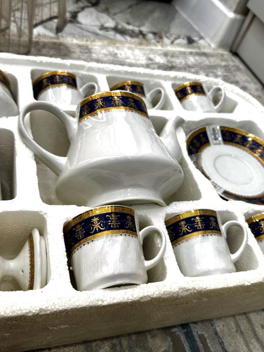 Продам чайный-кофейный сервиз