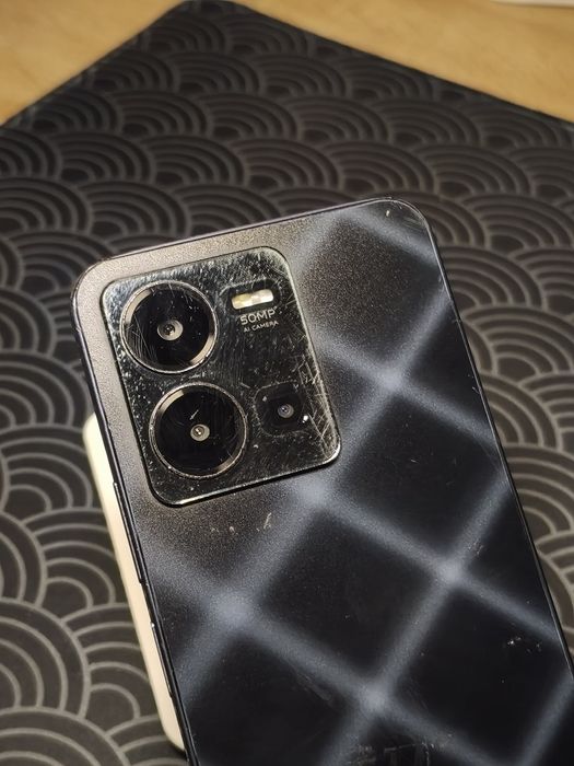 Продам vivo y35  64 гб