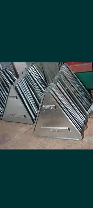 Дорожний знак/ Ҳар хил турдаги йул белгилари