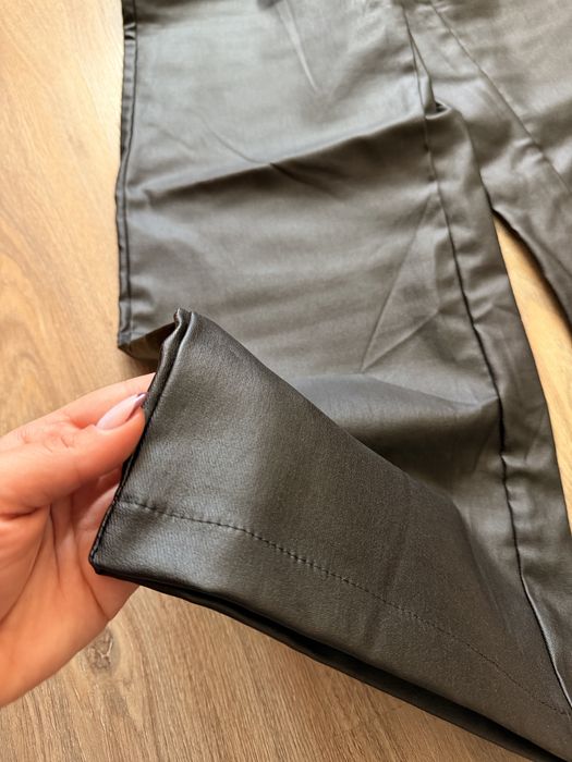 Кожен панталон SHEIN