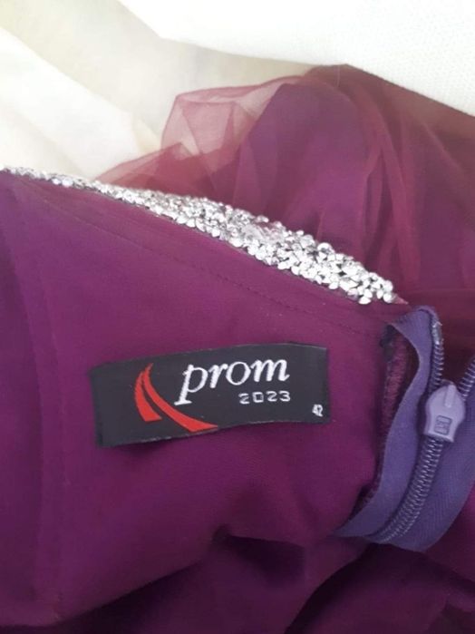 Официална  рокля