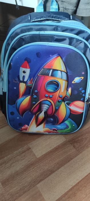 Рюкзак в школу,в детский сад