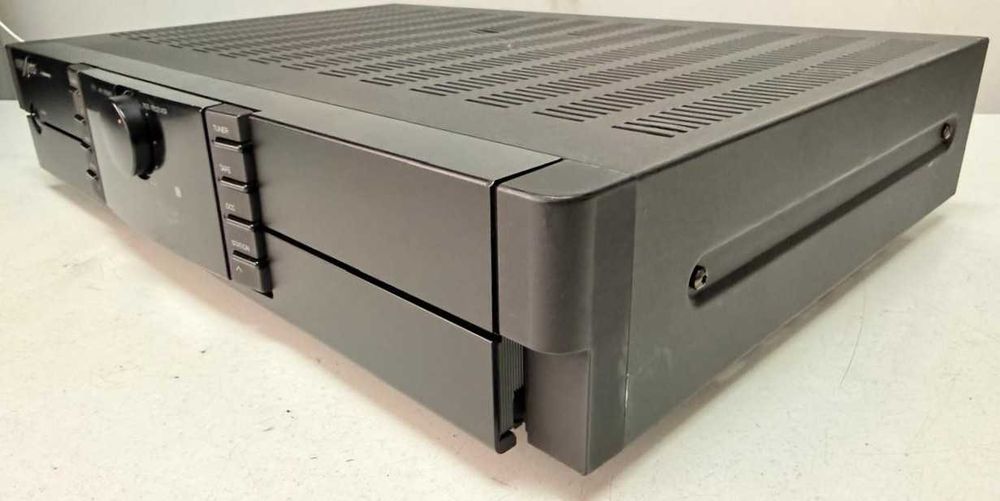 Receiver Stereo Grundig Fine Arts R 12 – High-End German – RDS Amplificator