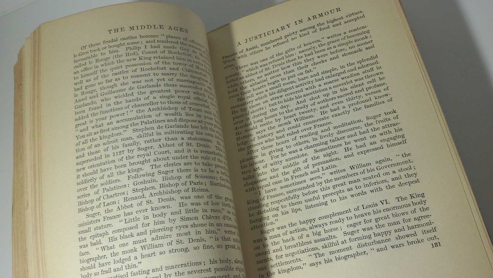 Стара книга - The Middle Ages - Fr. Funck-Brentano 1926