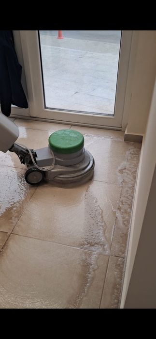 Curatenie Gresie Pardoseala