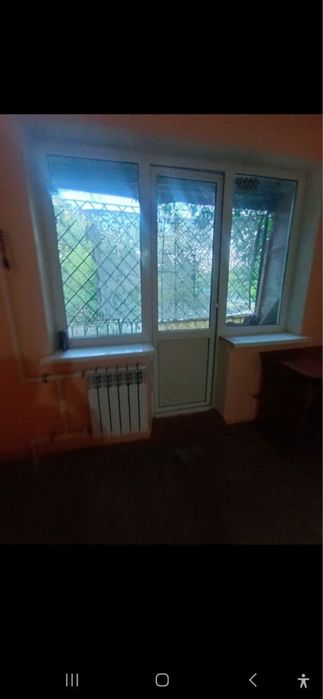 1 комнатная на 2 этаже в 1 микрорайоне