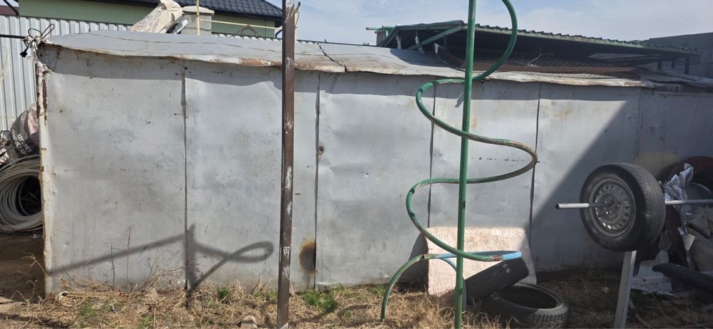 Продам гараж металлический