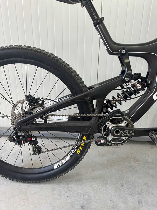 Santa Cruz V10CC 2019 L 27.5