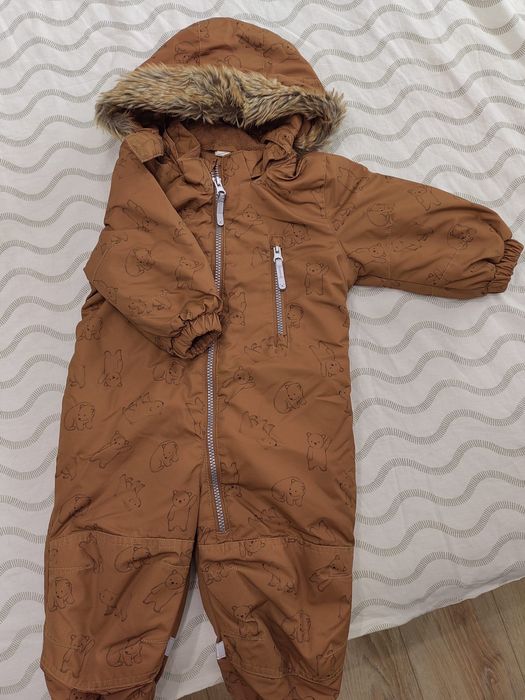 Продавам бебешки космонавт H&M