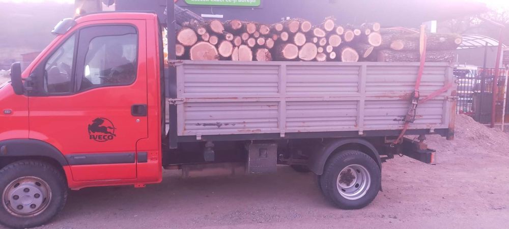 Lemn de foc transport la domiciliu