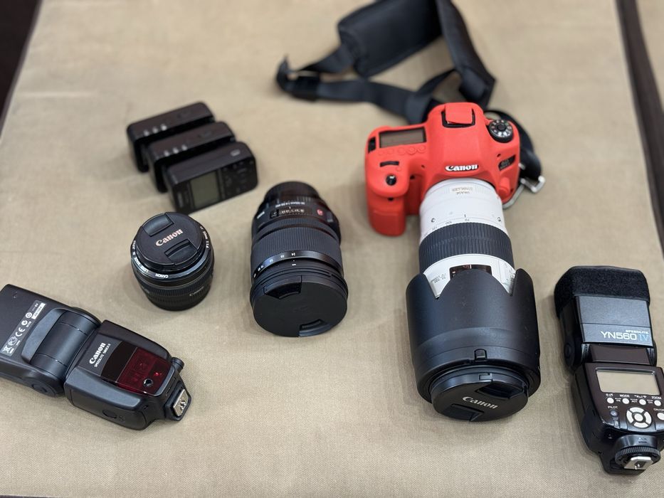 Продам Canon EOS 6d mark 2, комплект