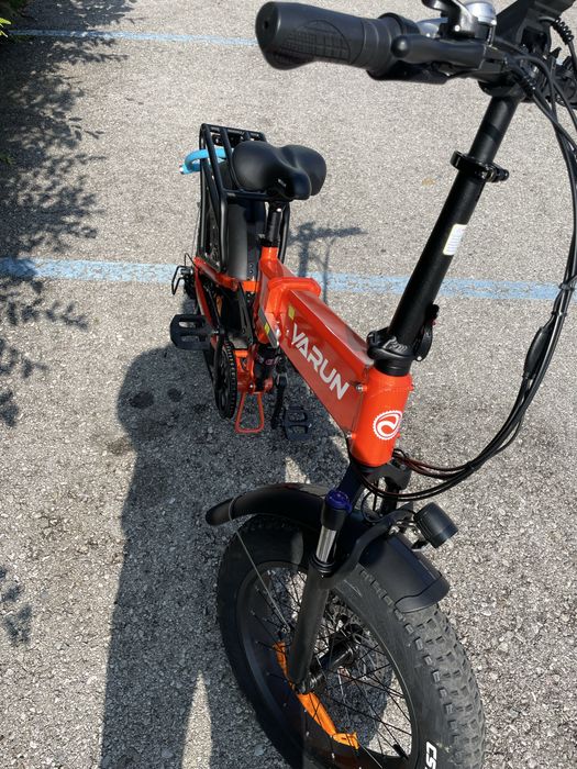 Vand Bicicleta electrica cu  acceleratie -e-grif