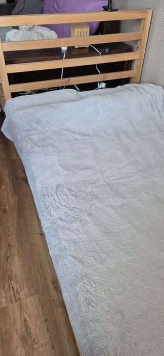 Легло от Икея с матрак 90/200