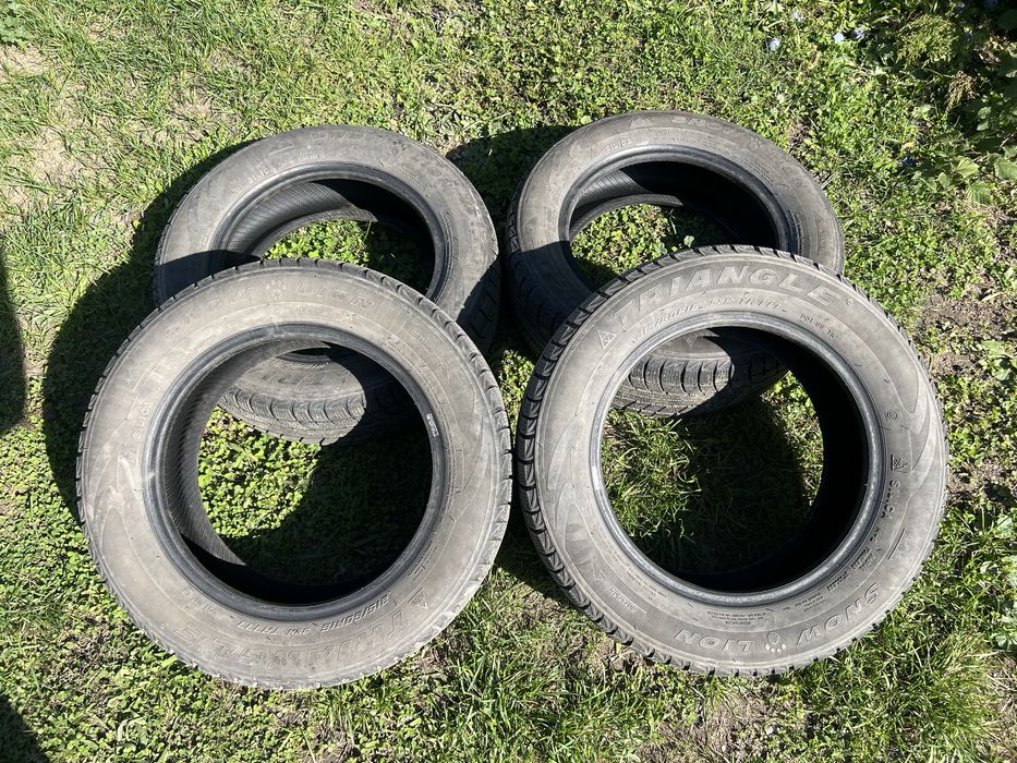 Комплект зимних шин 215/60/16