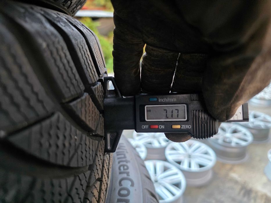 2бр Зимни гуми 195 60 15 - Semperit