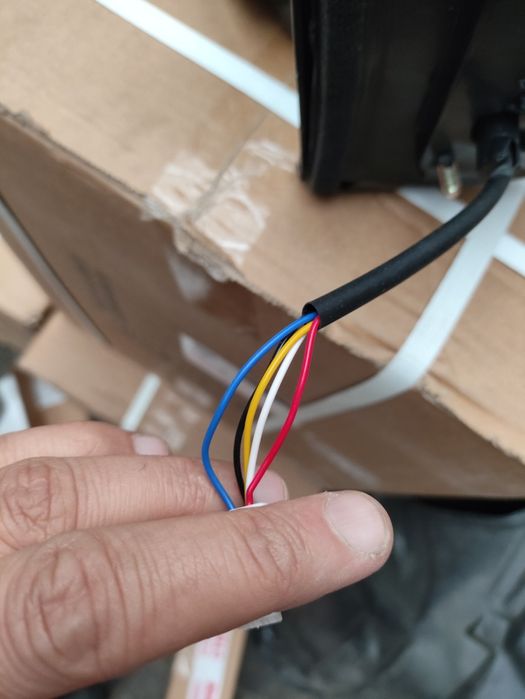 Хайлюкс боковое зеркало