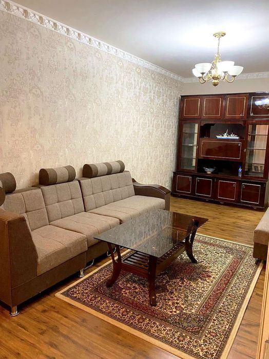 Аренда 3/1/4 Буз-1, Художники, ориентир метро БИЙ