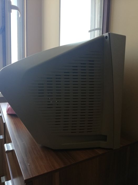 Телевизор CROWN работи без звук