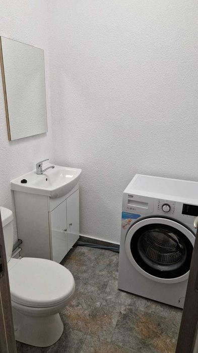 Direct proprietar inchiriez apartament 3 camere