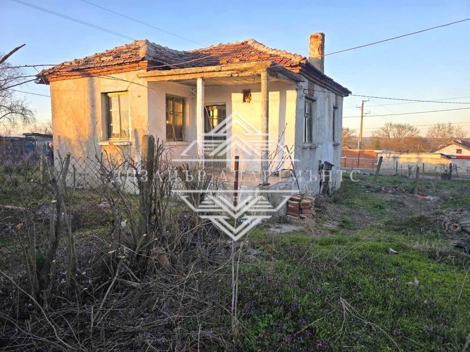 Къща в Бургас, област-с.Дебелт площ 77 цена 24900