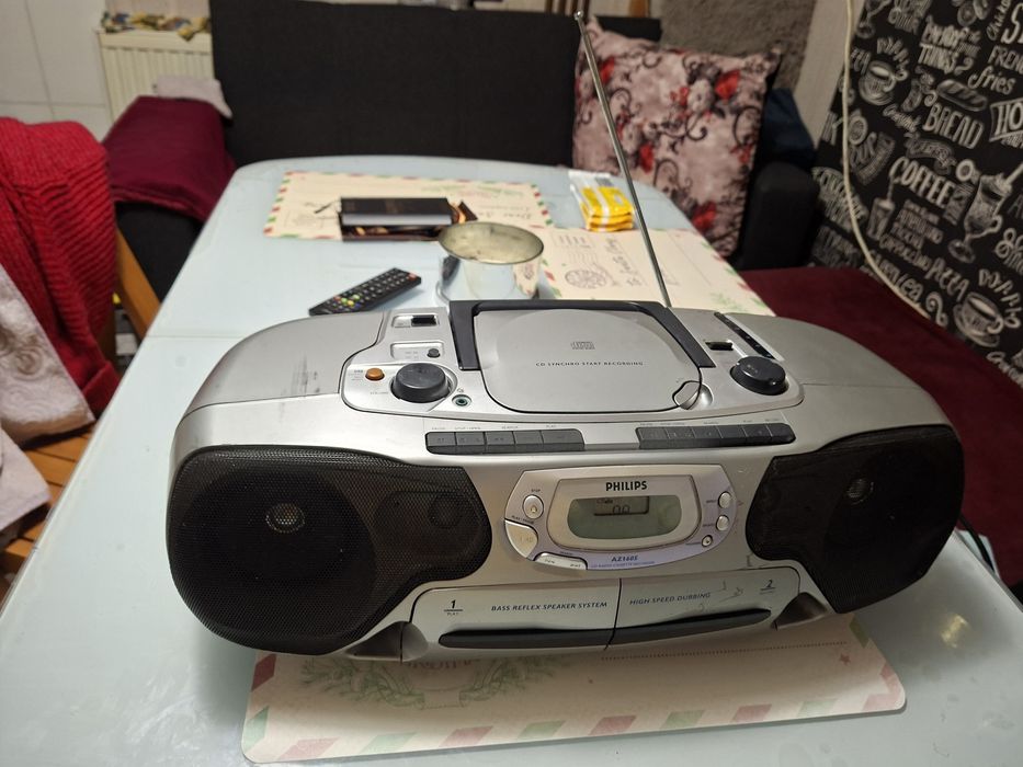 Philips AZ1605, Radiocasetofon cu CD, radio 3 benzi( Antena Satelor)