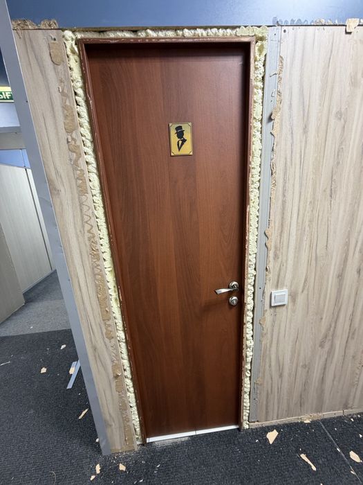 Продам деревянные двери