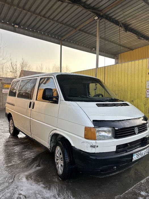 Продаётся Volkswagen Transporter