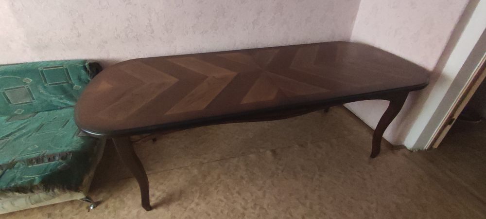 СРОЧНО продам стол