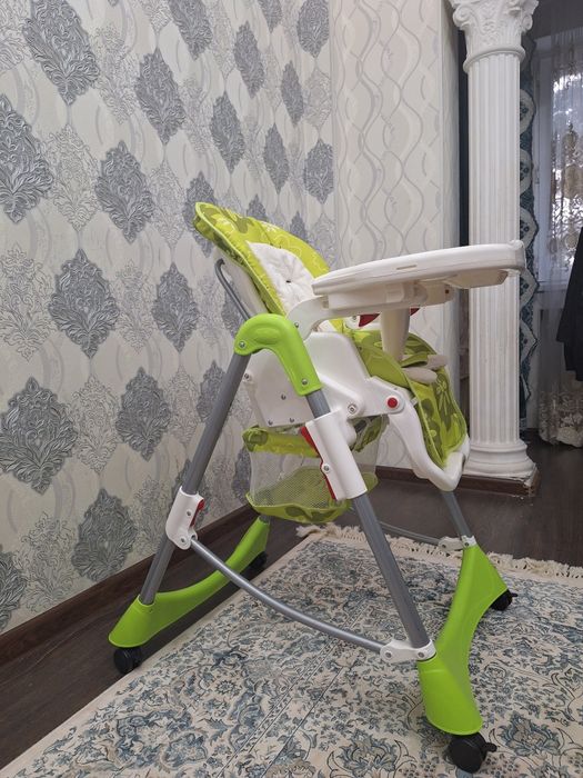 Стул для кормление