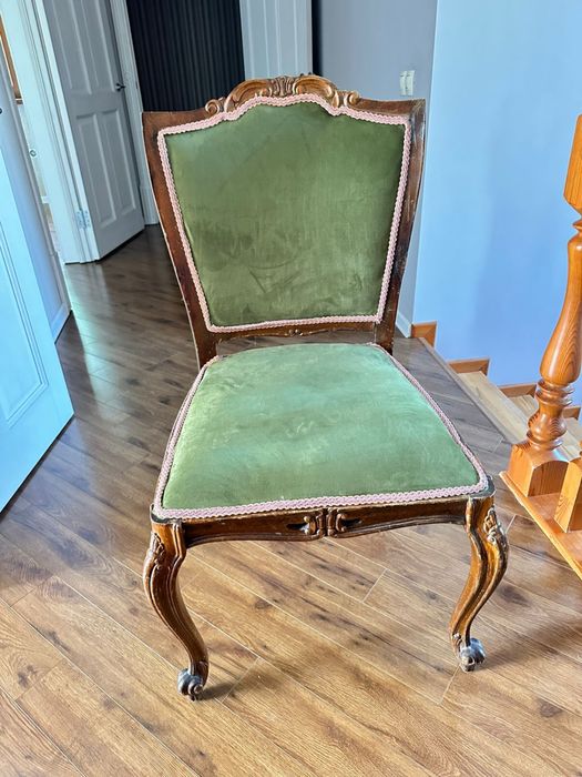 Продам стул деревянный