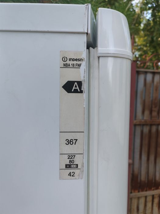 Холодильник Indesit