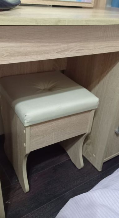 Продам спальный гарнитур