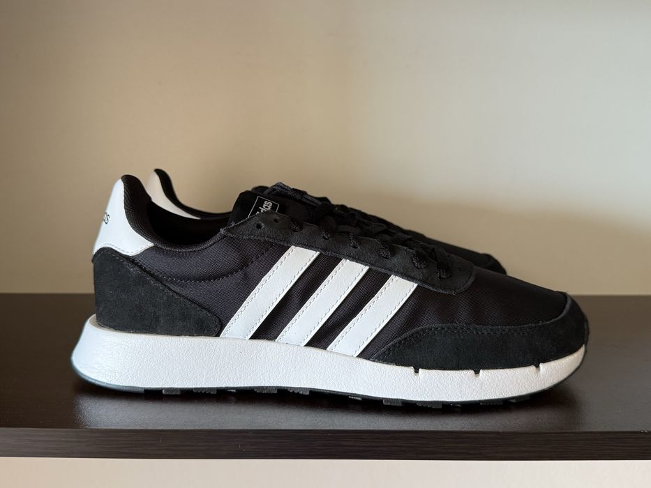 adidas Run 60s 2.0/ 42.5номер 27см Стелка Нови с Кутия