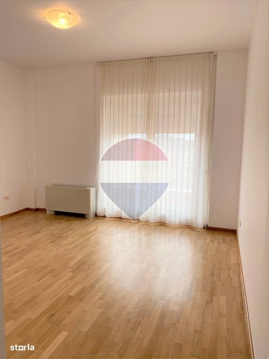 INCHIRIERE Apartament cu 4 camere in zona Herastrau