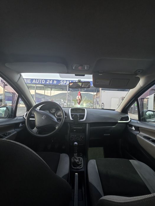 Peugeot 207 benzina+GPL