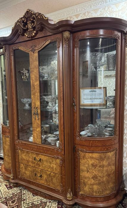 Продаётся стенка